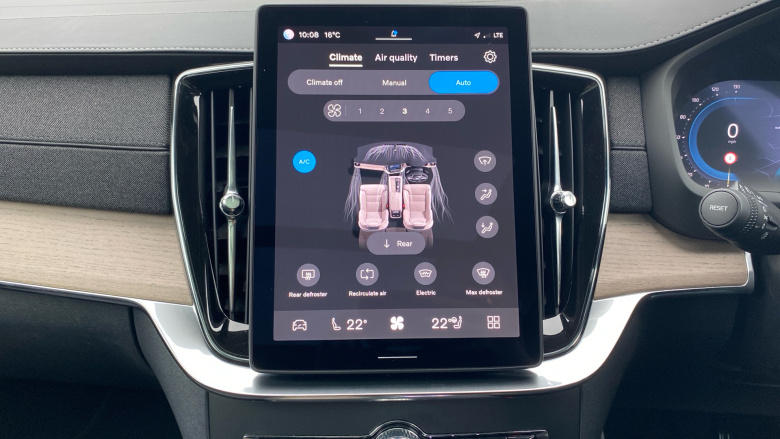 Volvo XC90 2.0 T8 PHEV Plus Dark 5dr AWD Geartronic Estate